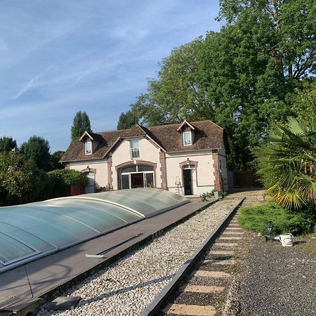Yinloft Sainte-Gemme-Moronval Exterior foto